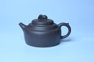 紫砂壶图片:美壶特惠 精品青灰泥玉兔紫砂壶 茶人醉爱 - 宜兴紫砂壶网