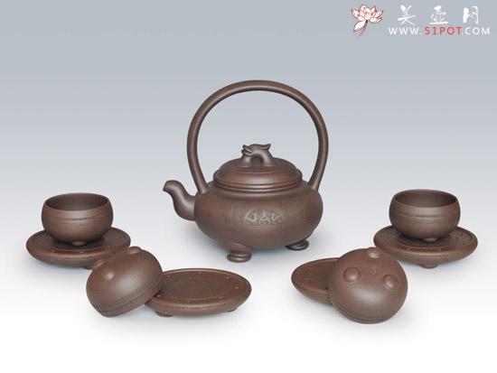 紫砂壶图片：永禄提梁套壶 - 宜兴紫砂壶网