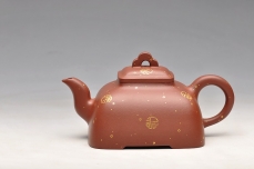 紫砂壶图片：相得益彰 实力之作 描金 满福 全手孤菱 送礼自藏 - 美壶网