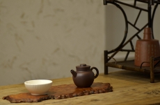 紫砂壶图片：美壶特惠 茶人最爱 杀茶利器 古朴小品 实用巨轮 - 美壶网