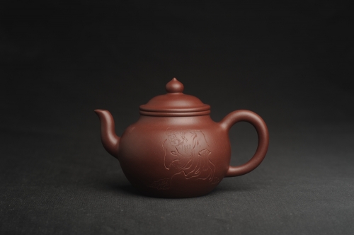 周小培紫砂壶 油润黄龙山4号深井红皮龙 全手工高灯壶 文气装饰人物 道法自然 红皮龙 - 美壶网