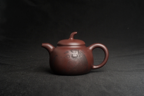 周小培紫砂壶 特油润底曹青 全手工一捺底景舟茄段 装饰人物特文气 原矿底槽清 - 美壶网