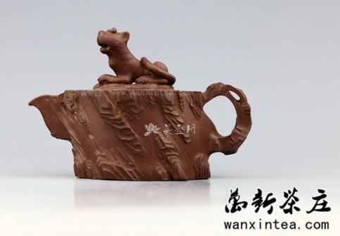 邵新和紫砂壶 宜兴紫砂=(早期)高工邵新和制做雕刻=[虎泉壶]II(绝品)  - 美壶网