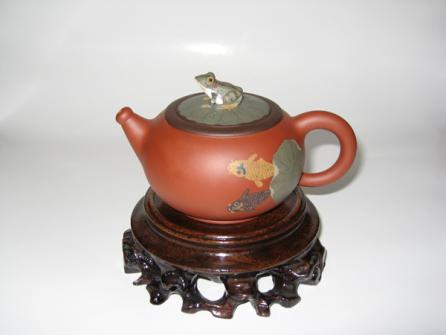 盛英杰紫砂壶 荷叶青蛙  - 美壶网