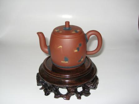 盛英杰紫砂壶 根深底固  - 美壶网