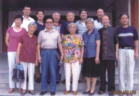 陈午敏紫砂壶 吴云根弟子合影  - 美壶网