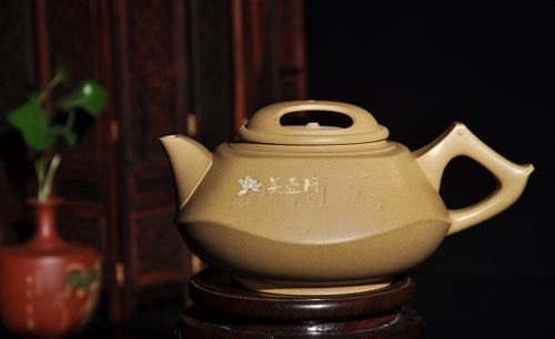 孙立强紫砂壶 牛盖菱花  - 美壶网