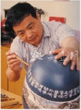 紫砂壶工艺师图片：徐安碧 - 美壶网