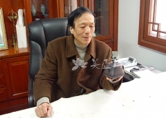 紫砂壶工艺师图片：束旦生 - 美壶网