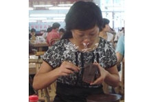 紫砂壶工艺师图片：孟勤 - 美壶网