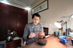 紫砂壶工艺师图片：蒋益军 - 美壶网