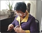 紫砂壶工艺师图片：张菊萍 - 美壶网