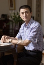 紫砂壶工艺师图片：周志君 - 美壶网