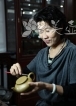 紫砂壶工艺师图片：张丽妹 - 美壶网