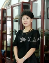 紫砂壶工艺师图片：刘亚萍 - 美壶网