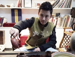 紫砂壶工艺师图片：方耀可 - 美壶网