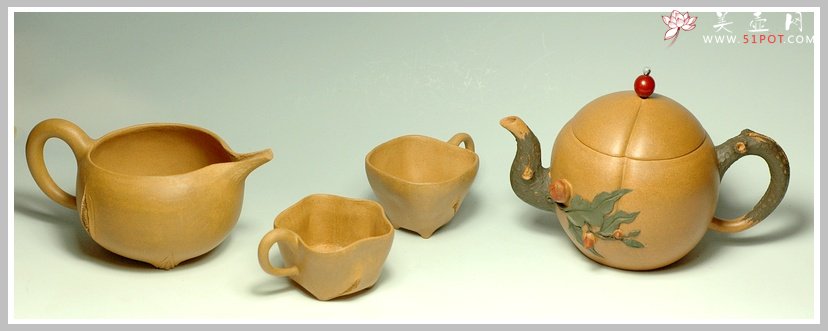 紫砂壶图片：虎跑兔追送寿桃~~ - 美壶网