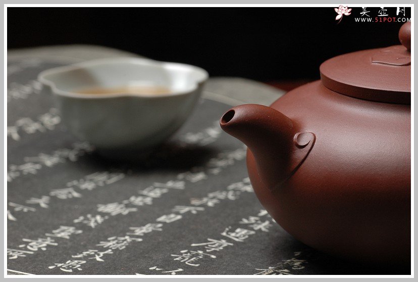 紫砂壶图片：祝福，情愫，一切都在不言中。。。 - 美壶网