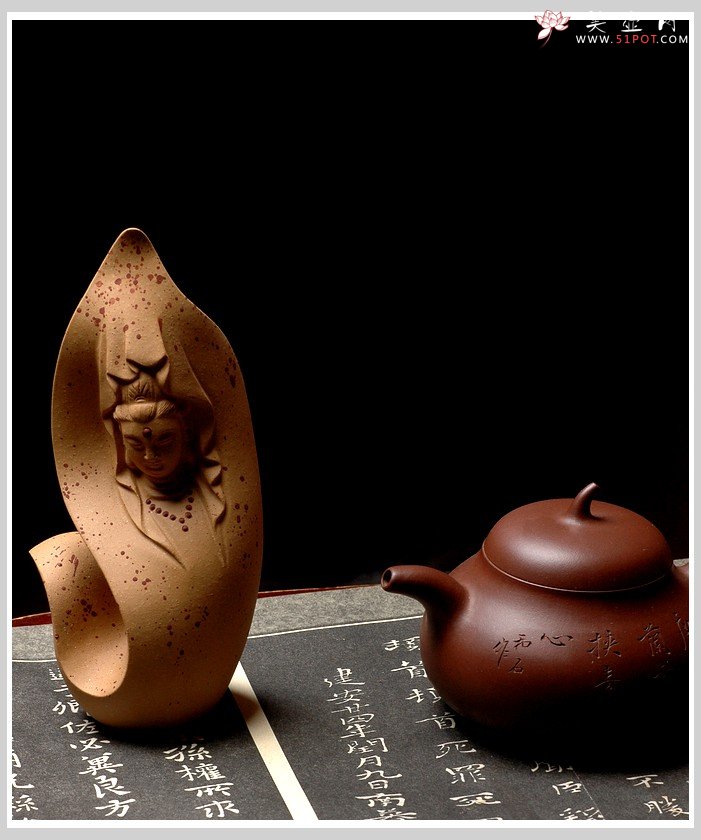 紫砂壶图片：祝福，情愫，一切都在不言中。。。 - 美壶网