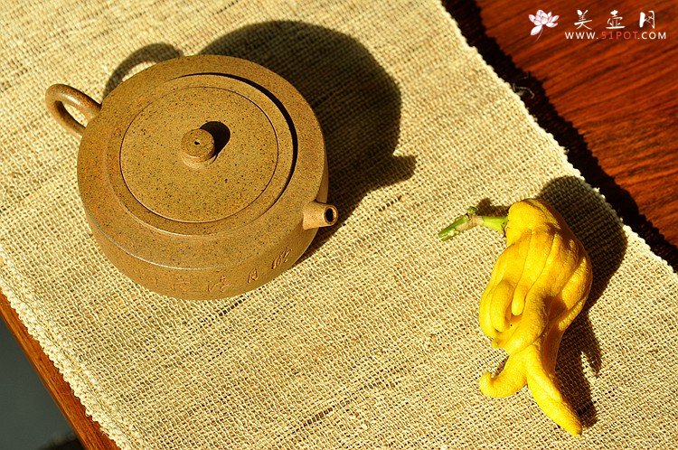 紫砂壶图片：天心明月 - 美壶网