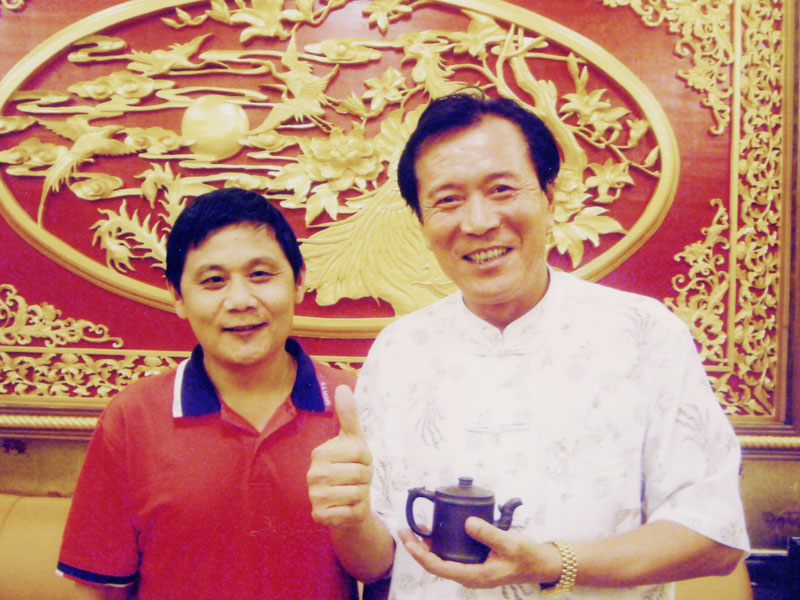紫砂壶图片：和明星合影2 - 美壶网