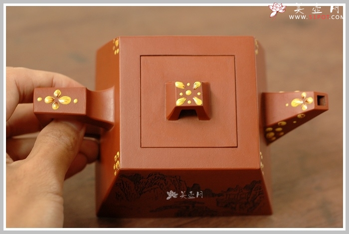 紫砂壶图片：点彩升方 谭泉海刻绘 - 美壶网