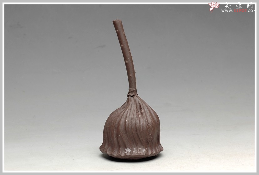 紫砂壶图片：文雅茶宠 手工精制 可看细节  一品 - 美壶网