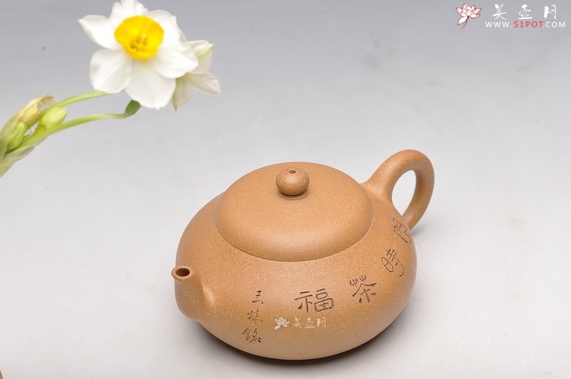 紫砂壶图片：邱玉林大师装饰 古拙之风 把玩 全手扁梨2 实用收藏 - 美壶网
