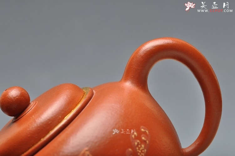 紫砂壶图片：老朱泥难得大品 全手摹古 圆润大方 全手宫灯 孤品 - 美壶网