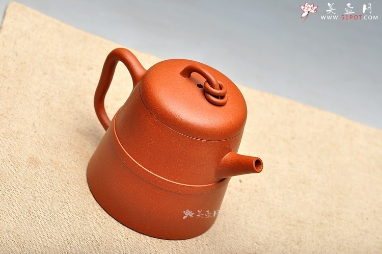 紫砂壶图片：作品 古朴典雅  全手花樽 - 美壶网