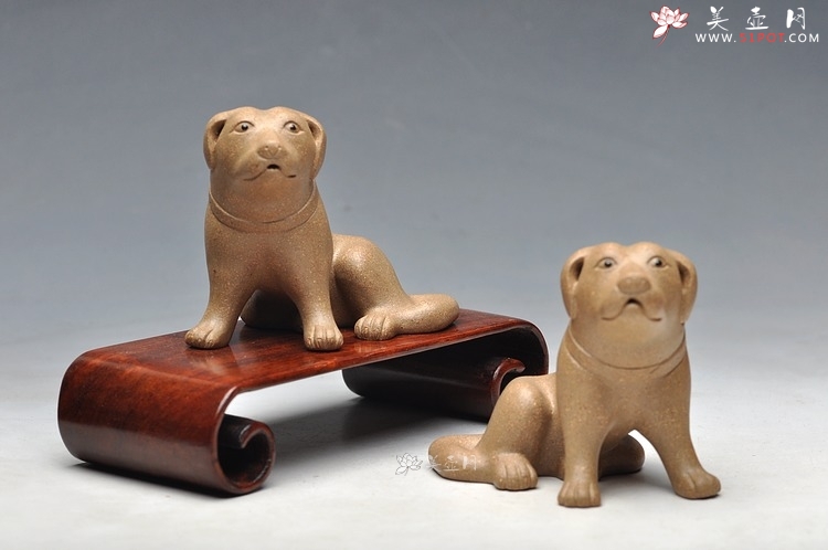 紫砂壶图片： 一对忠犬 蒋蓉款 - 美壶网