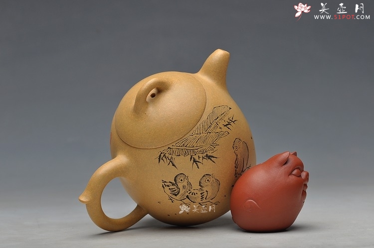 紫砂壶图片：好砂料 文气素雅  本山段 秦权  - 美壶网