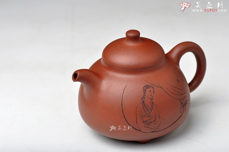 紫砂壶图片：细刻入丝 形体端庄 传统作品 全手三足乳鼎 - 美壶网