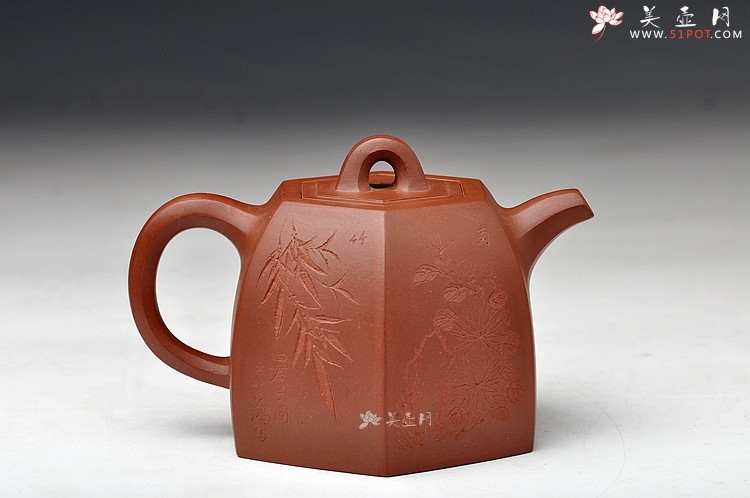 紫砂壶图片：史金妹代表作 全手秤砣六方 国大师李昌鸿即兴装饰 - 美壶网
