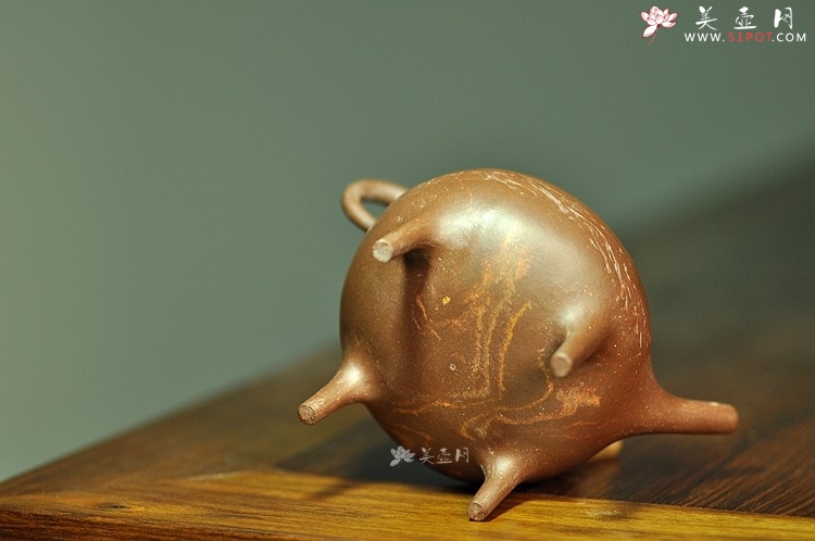 紫砂壶图片：全手工茶宠 文房水注~ 独角兽和短嘴小猪~ - 美壶网