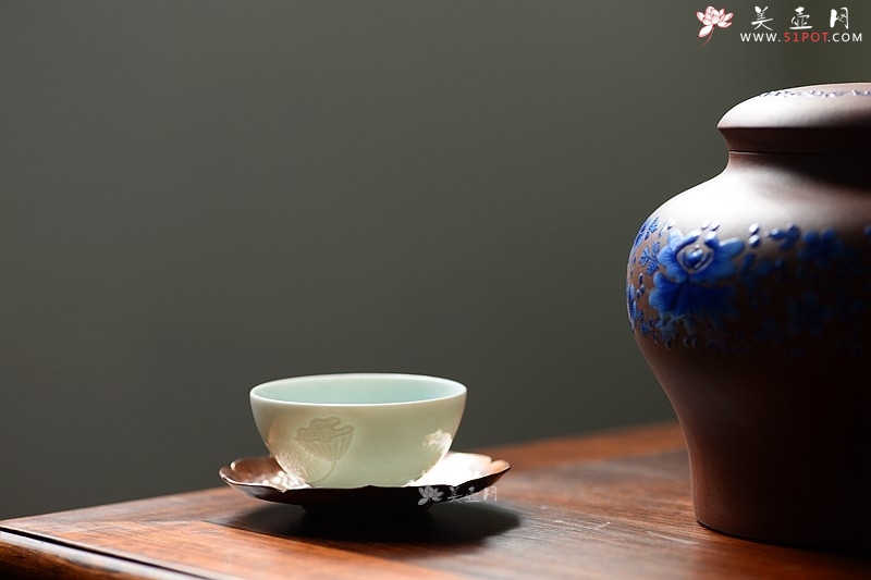 紫砂壶图片：美壶定做 粉彩茶叶罐 浑厚大气 古朴之风 - 美壶网