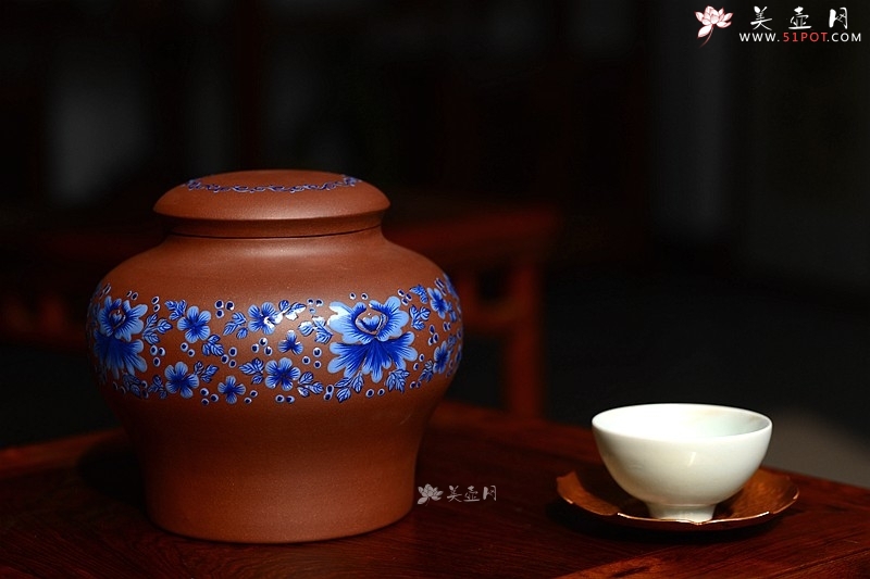 紫砂壶图片：美壶定做 粉彩茶叶罐 浑厚大气 古朴之风 - 美壶网