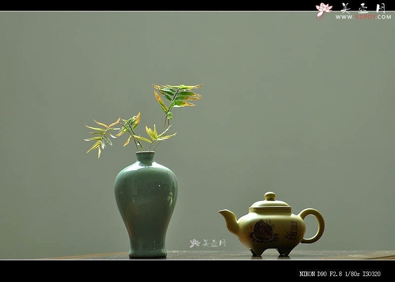 紫砂壶图片：文气小壶 器形端庄周正 本绿小传炉 - 美壶网