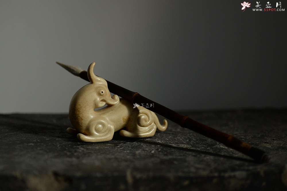 紫砂壶图片：战国时期青铜器 茶宠/镇纸/摆件/笔架  - 美壶网