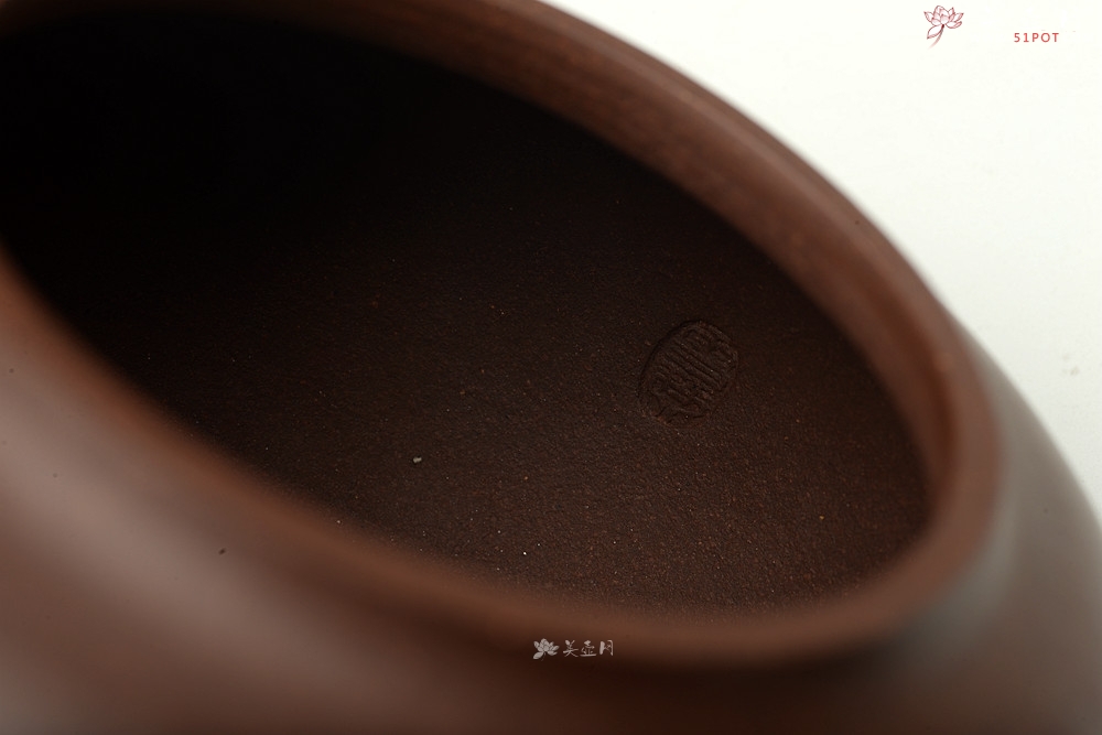 紫砂壶图片：高雪琴全手 敦厚悠然 简意花货~ 秋色 做工精致 - 美壶网