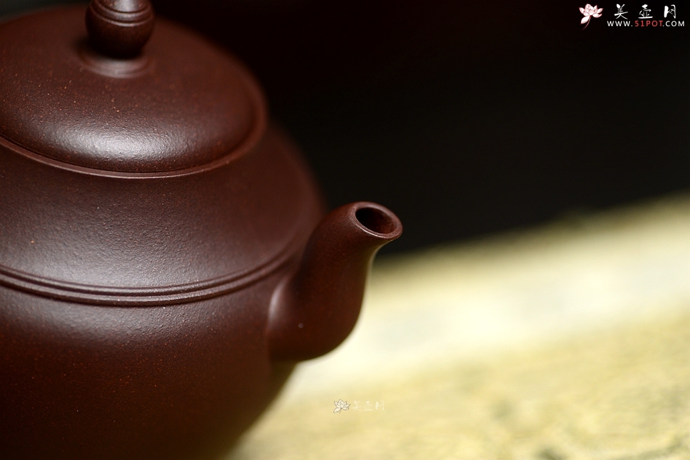 紫砂壶图片：钱琴芳全手 挺拔俊秀 韵味 汉风 作品 - 美壶网