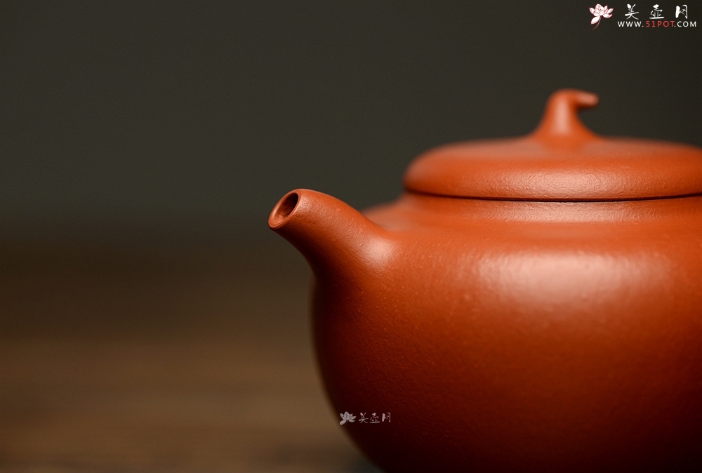 紫砂壶图片：朱泥 娇艳迷人 全手朱泥茄段 实用 - 美壶网