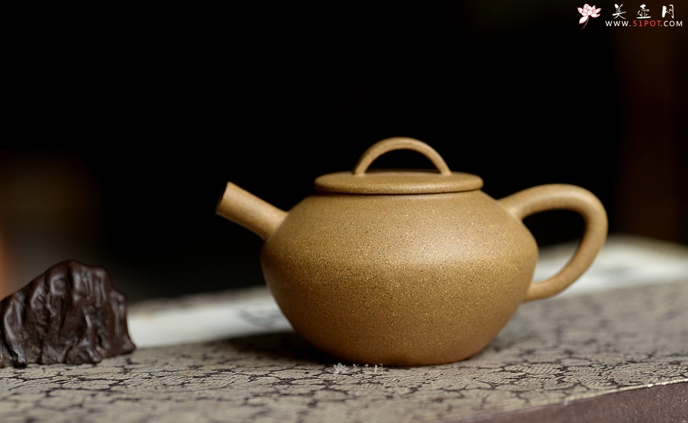 紫砂壶图片：美壶特惠 杀茶利器  茶人爱 可人小壶 巨轮  - 美壶网