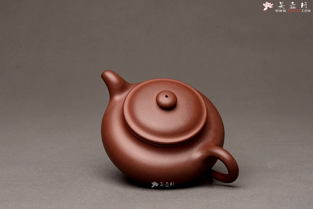紫砂壶图片：徐正涛全手作品 清秀俊雅 上等紫泥 小仿古 - 美壶网