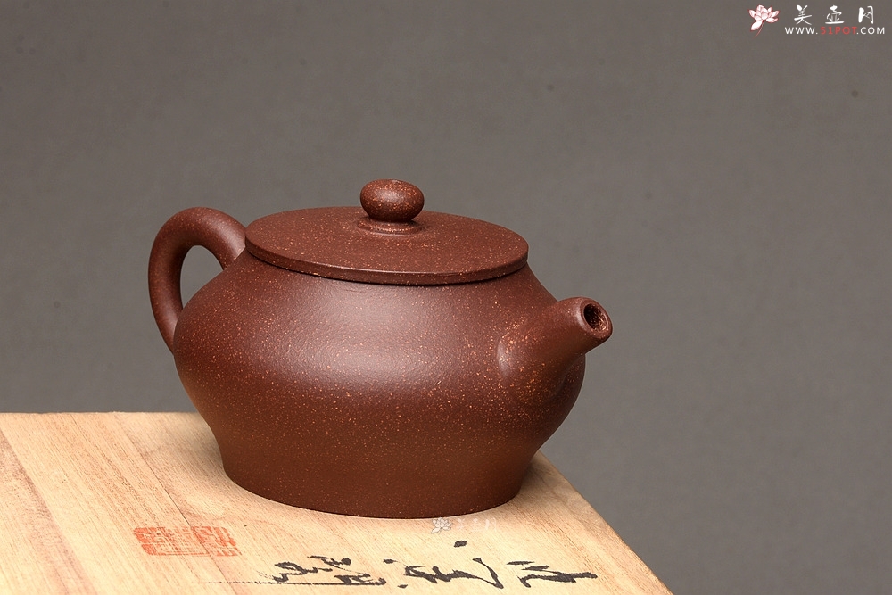 紫砂壶图片：美壶特惠 茶人爱 实用巨轮老紫泥调砂 - 美壶网