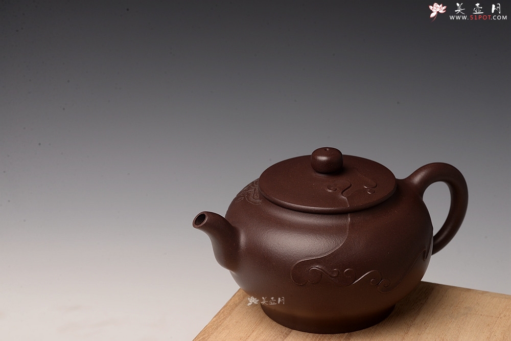 紫砂壶图片：高雪琴乙未年全手作品 陆轶舟精心装饰 云卷云舒 雅致 云锦 - 美壶网