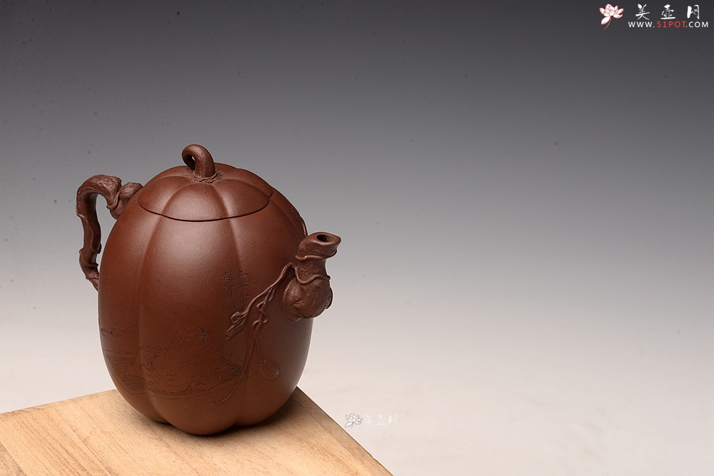 紫砂壶图片：顾正芳全手 作品 花货技法精湛  甜瓜 赵辉老师精刻 - 美壶网