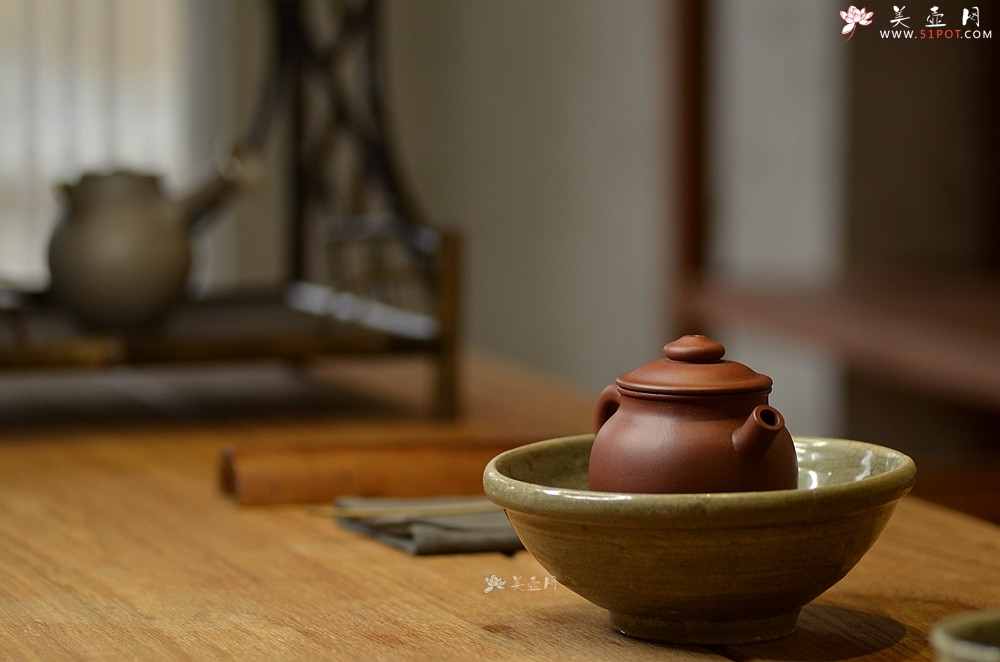 紫砂壶图片：美壶特惠 玩味巨轮 茶人爱 实用 独孔加不锈钢滤网 - 美壶网