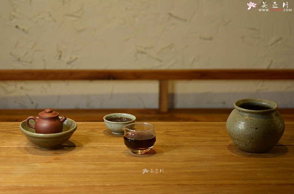 紫砂壶图片：美壶特惠 玩味巨轮 茶人爱 实用 独孔加不锈钢滤网 - 美壶网