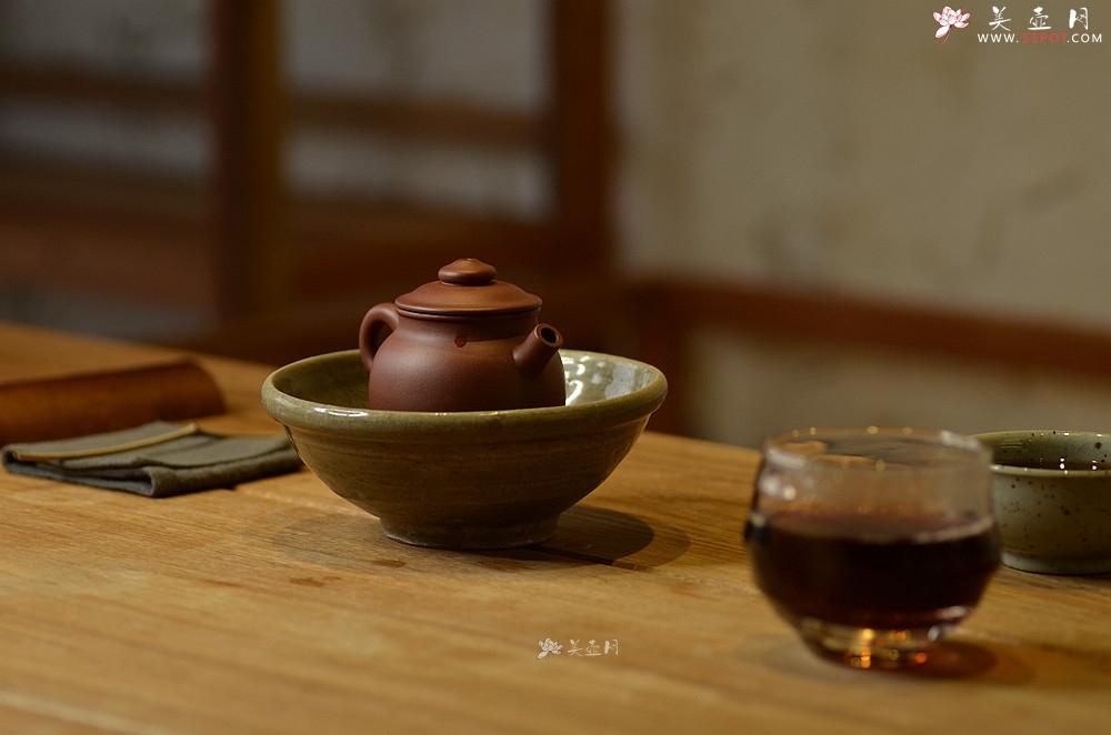 紫砂壶图片：美壶特惠 玩味巨轮 茶人爱 实用 独孔加不锈钢滤网 - 美壶网